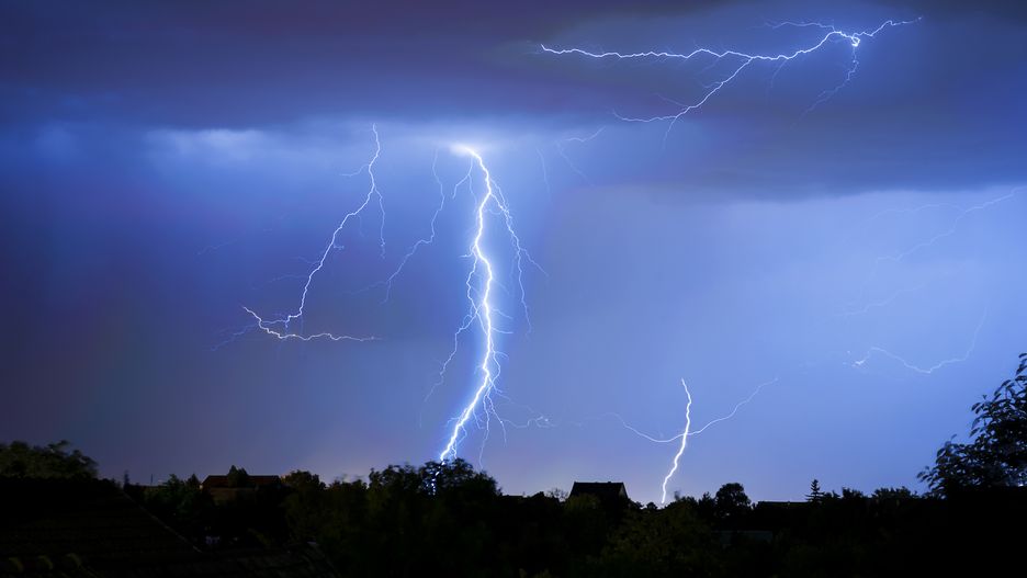 Pogoda burza nawałnica piorun błyskawica