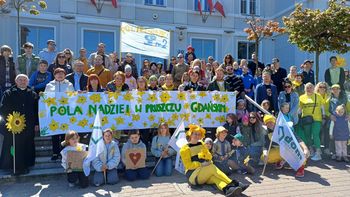 Pola Nadziei w Pruszczu Gdańskim z żółtą paradą i festynem w Cukrotece. Z sercem wsparli pruszczańskie hospicjum