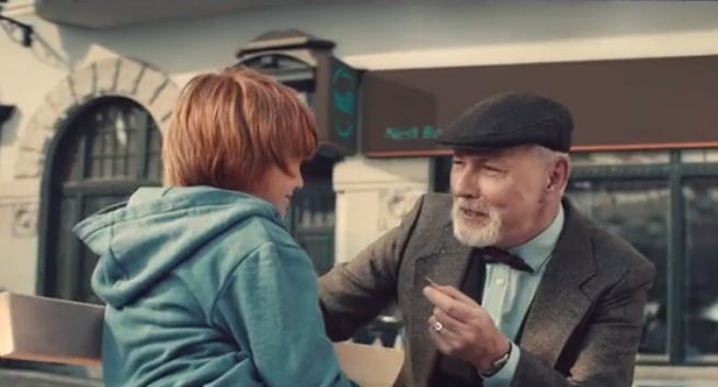 Rady dziadka dla wnuczka w reklamach Nest Banku (wideo)