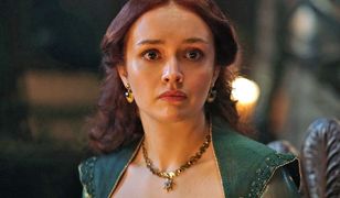 "Ród Smoka". Olivia Cooke w odważnej sesji. Reklamuje bieliznę Rihanny