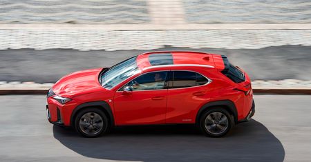 SUV-y nie muszą palić więcej niż inne auta. Lexus pokazuje jak to się robi