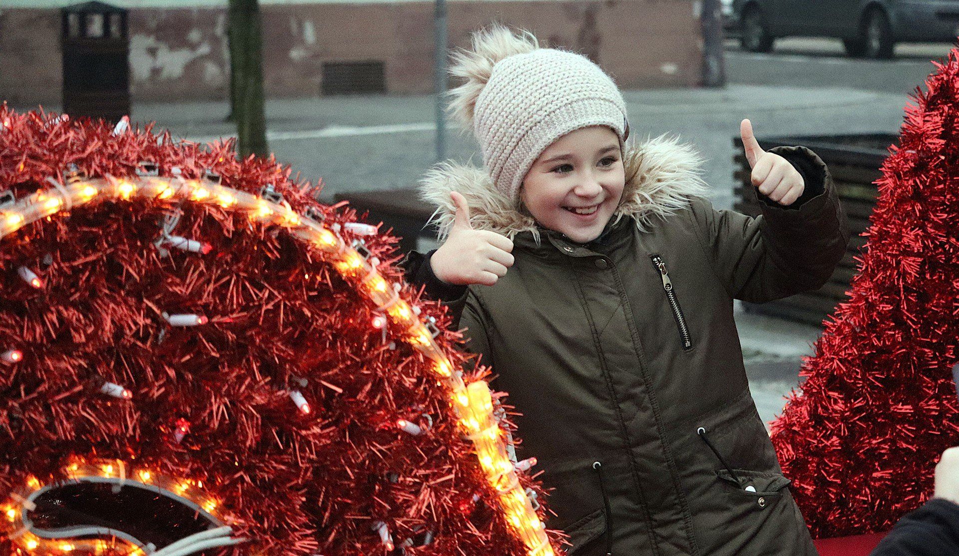 Magiczny dzień w Oświęcimiu. W sercu miasta pojawił się święty Mikołaj z żywymi reniferami