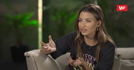 Julia Wieniawa odpowiada na atak Muchy. "Dlaczego koleżanki sobie to robią?"