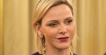 Ekspert od mowy ciała demaskuje księżną Charlene i jej rodzinę. Nie jest tak różowo?