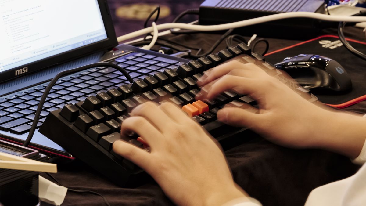 Wojna w Ukrainie rozgrywa się też w cyberprzestrzeni 