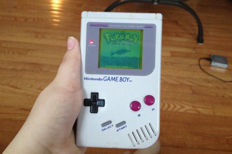 11 nieznanych faktów na 25-lecie Game Boya. Sonar, pierwsza kamera i FPS w trybie multi
