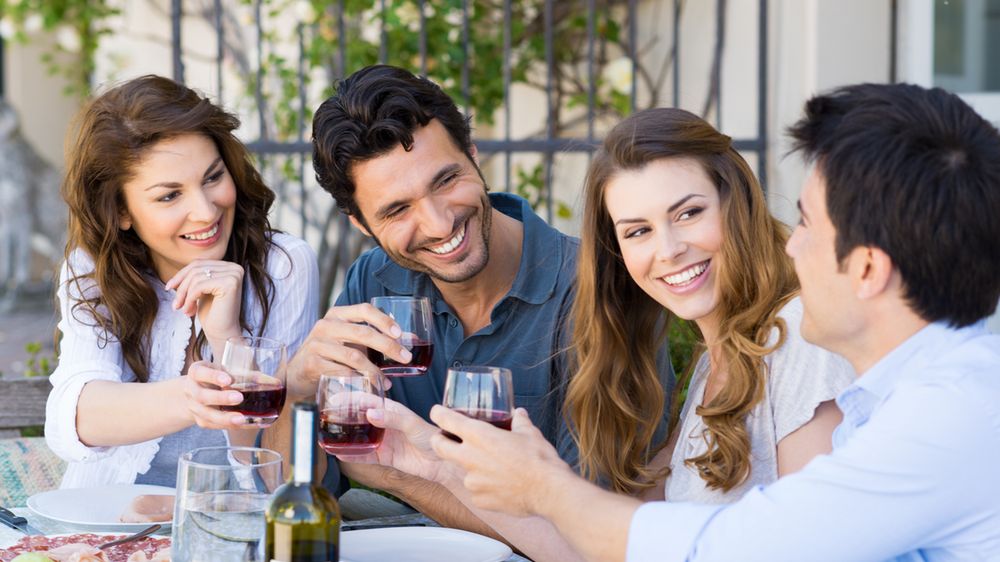 Więcej znajomych, mniej firm w naszych aktualnościach. Facebook wraca do korzeni? 1