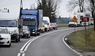 Wysiadł i oddał strzały. Kierowcy ruszyli na siebie