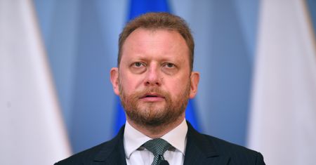 Łukasz Szumowski w ogniu krytyki. Minister o hejcie: ma związek z kalendarzem wyborczym