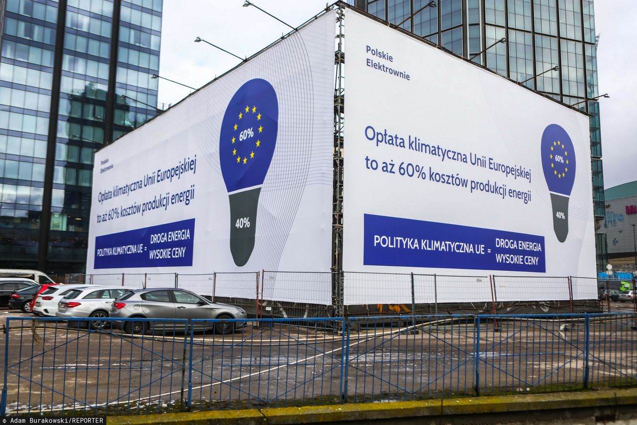 To resort Sasina stoi za antyunijną kampanią o cenach prądu. Dziennikarz WP ujawnił kwotę