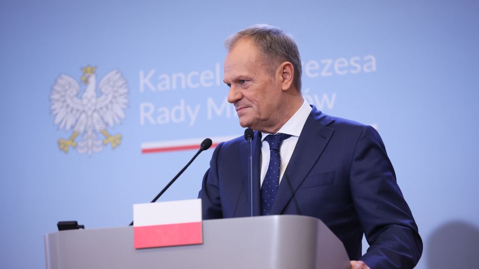 Warszawa, 29.02.2024. Premier Donald Tusk na wspólnej konferencji prasowej z premier Łotwy w siedzibie Kancelarii Prezesa Rady Ministrów w Warszawie, 29 bm. (aldg) PAP/Leszek Szymański