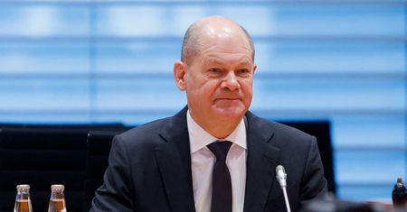 Kanclerz Niemiec wzywa Putina do wycofania wojsk z Ukrainy. Deklaruje wsparcie dla Polski