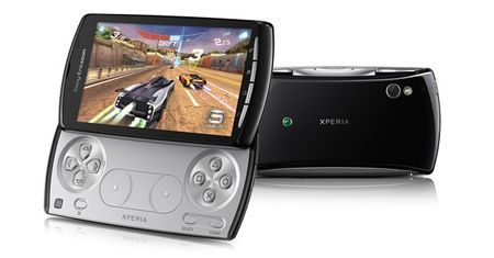 Sony Ericsson Xperia PLAY wchodzi na rynek z ponad 60 grami!