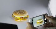 Czy prawdziwego burgera można sfotografować iPhonem, aby wyglądał jak w reklamie?