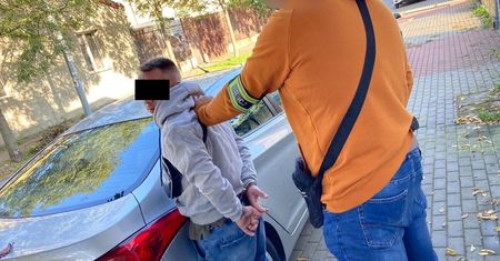 Warszawa. Człowiek z szafy. Myślał, że ukryje się przed policją