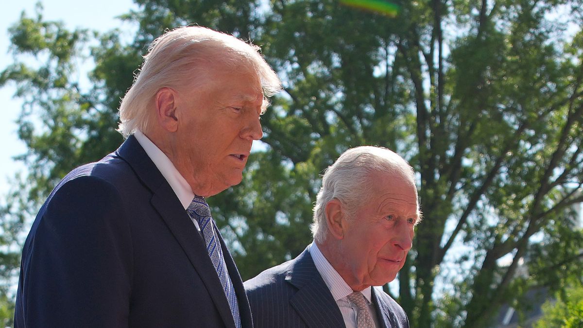 Donald Trump i król Karol III.