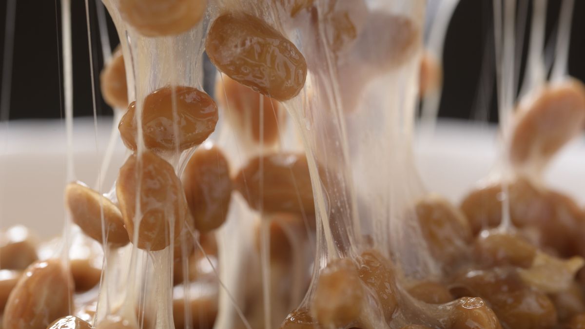 Natto to kontrowersyjny w smaku przysmak