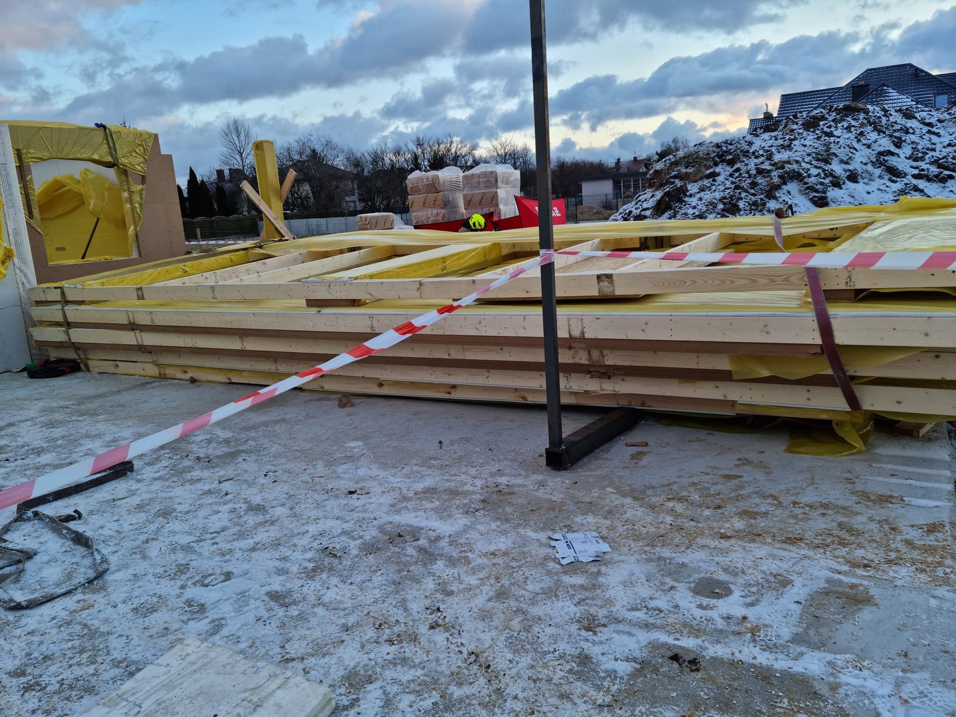 Tragedia na placu budowy w Bieniewicach