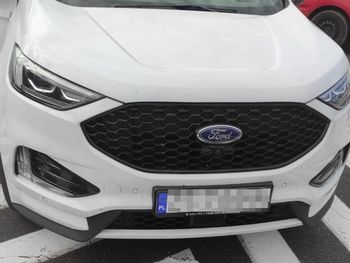 Świecko: Kradziony ford wart sto tysięcy złotych zatrzymany na granicy. Złodziej bez prawka i po narkotykach