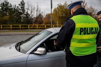 Praca w podlaskiej policji. Wakatów ubywa, chętnych przybywa