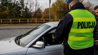 Praca w podlaskiej policji. Wakatów ubywa, chętnych przybywa