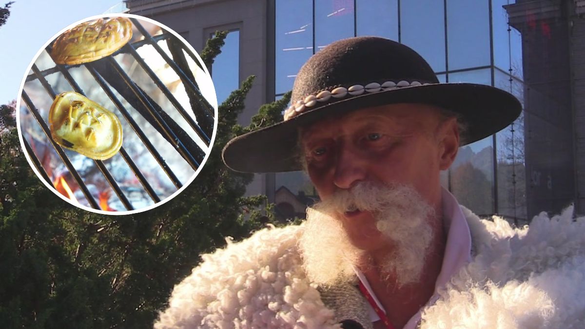 Na zakopiańskich Krupówkach nie brakuje ekspertów od oscypków