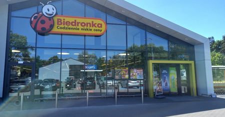 Od poniedziałku w Biedronce. 99 groszy za masło