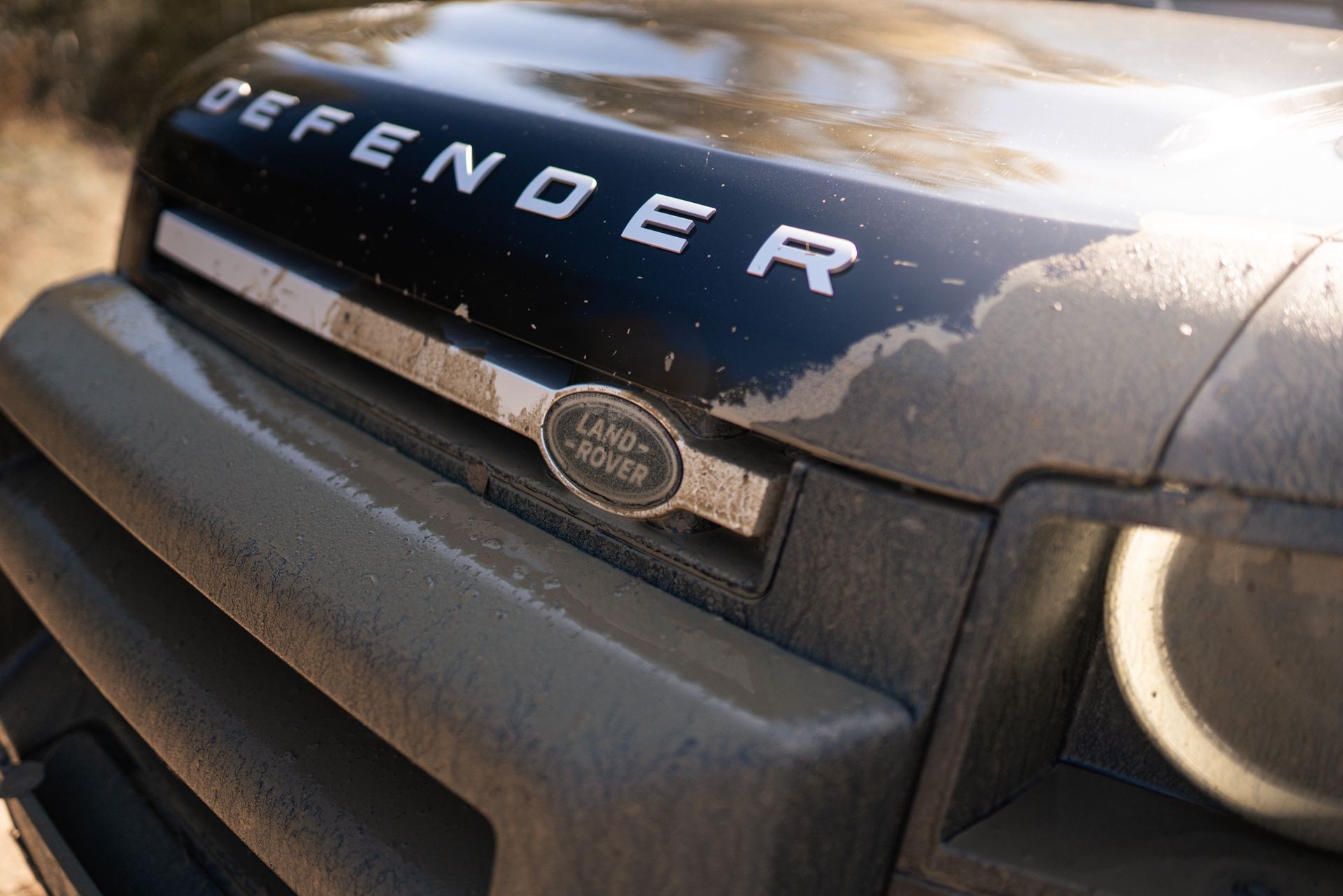 Jeep Wrangler i Land Rover Defender