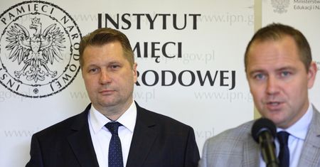 Podręcznik IPN po ukraińsku. "Wyszło jak zawsze"