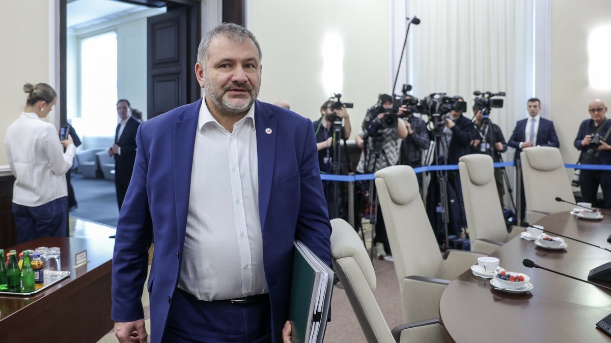 Posiedzenie rz?du (13.01)
13.01.2026 Warszawa KPRM Posiedzenie rzadu Donalda Tuska fot. Jacek Dominski/REPORTER
N/z: Waldemar Zurek
JACEK DOMINSKI/REPORTER