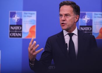 Rutte wezwał kraje BRICS do rozmów Putinem. "Sankcje mogą mocno uderzyć"