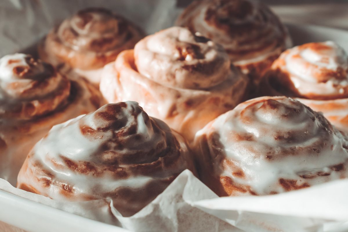 Cinnamon buns with unusual filling - Delicacies