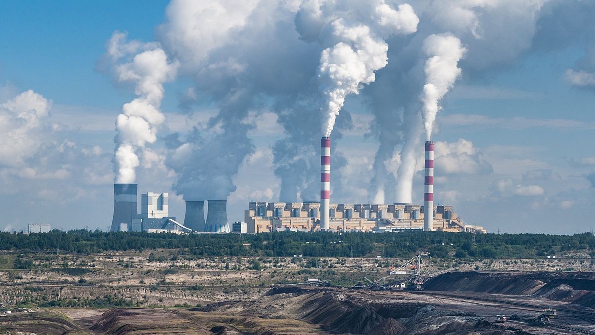 Część elektrowni zwolniła obroty. Oto do czego doprowadziły upały - zdjęcie ilustracyjne