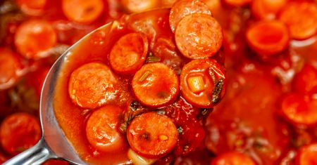 Śniadanie może zwiększyć ryzyko raka. 4 produkty są najgorsze
