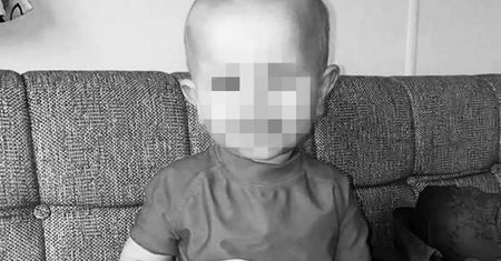 Matka "rozerwana na strzępy". Zostawiła malca tylko na chwilę