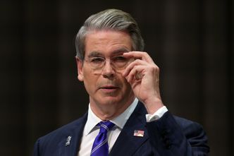 Negocjacje USA z Chinami. Rozmowy mogą dotyczyć zakupu ropy od Rosji i Iranu