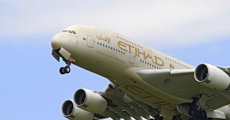 Etihad znów uruchamia ostatniego Airbusa A380. Stał od 2020 r.
