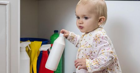 Te przedmioty zagrażają życiu dziecka