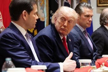 Trump omawiał potężną ofensywę na Iran. "Nic im nie zostanie"