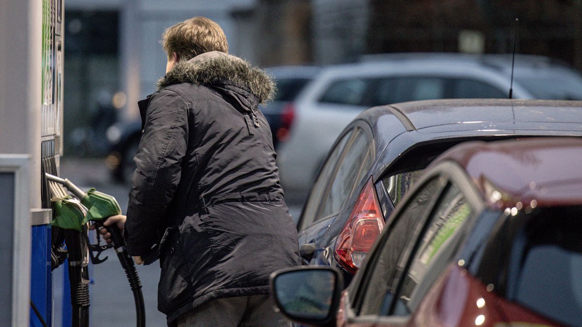 Ceny na stacjach paliw na Węgrzech wzrosły. Zdjęcie ilustracyjne