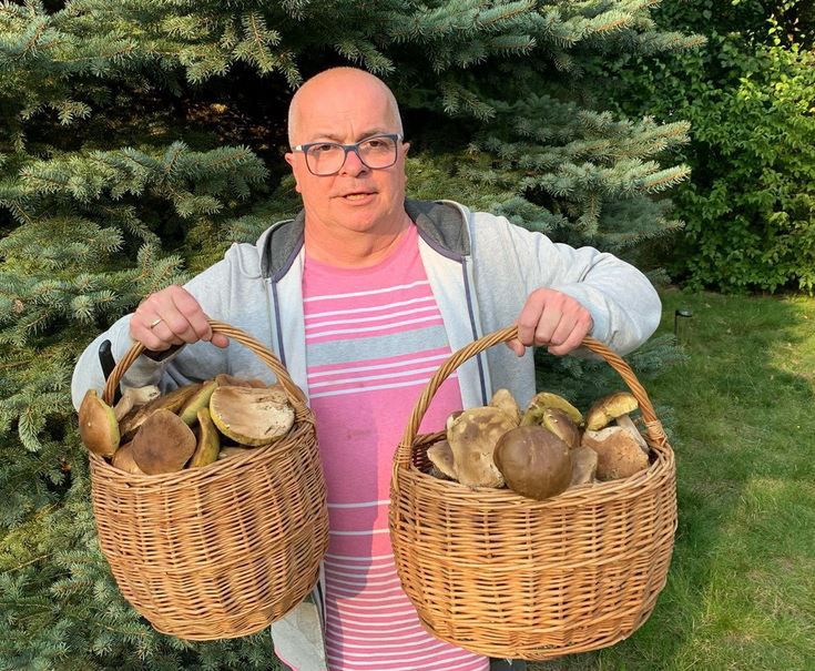 Grzybobranie Tomasza Zimocha zakończyło się niebezpiecznym odkryciem