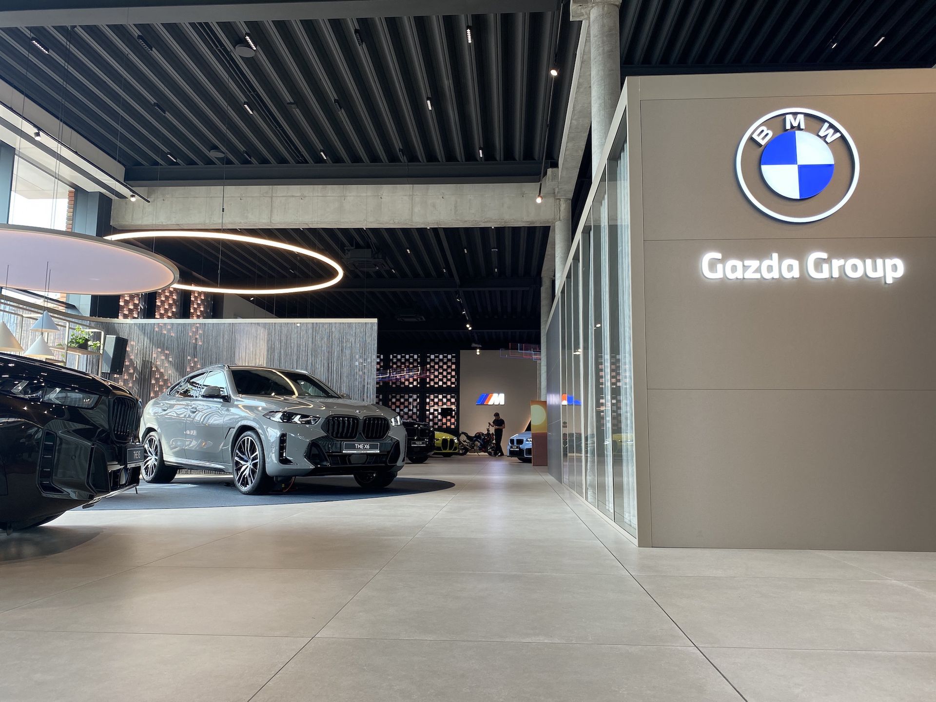 Salon BMW Gazda Group w Katowicach