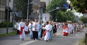 Boże Ciało 2025 w Rybniku. Ulicami Śródmieścia we wspólnej procesji przeszli wierni czterech rybnickich parafii