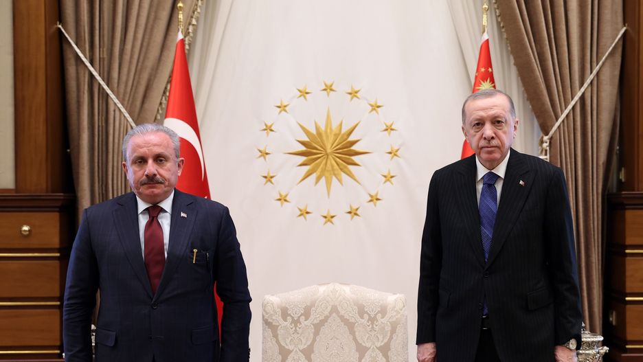 Prezydent Turcji Recep Erdogan i Przewodniczący Wielkiego Zgromadzenia Narodowego Turcji
Mustafa Sentop 