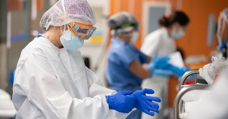 Szpital musi wypłacić lekarzowi 50 tys. zł. Tak uznał sąd