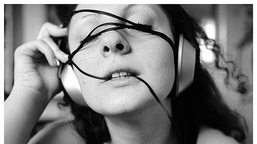 Słuchawki sterowane... wzrokiem od DoCoMo (wideo) 1