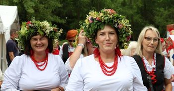 Tokarnia: Konkurs na Najlepszą Gospodynię Województwa Świętokrzyskiego. Ubijanie piany z jajek na czas i test wiedzy