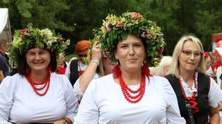 Tokarnia: Konkurs na Najlepszą Gospodynię Województwa Świętokrzyskiego. Ubijanie piany z jajek na czas i test wiedzy