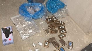 Kraków: Dilerzy mieli skład w komórce lokatorskiej. Policjanci urządzili zasadzkę na dwóch mężczyzn