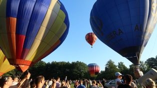 Weekend w Warszawie. Wianki nad Wisłą, Fiesta Balonowa i garażówki